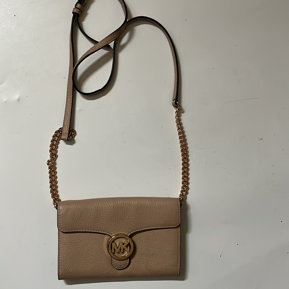 MICHAEL KORS ENVELOPE CHAIN WALLET ACCORDIAN STYLE CROSSBODY PURSE - Picture 2 of 8